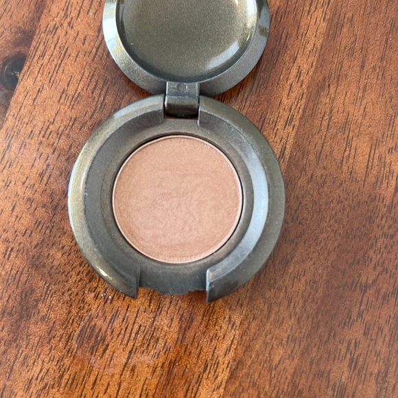 Becca - Picture 3 of 3